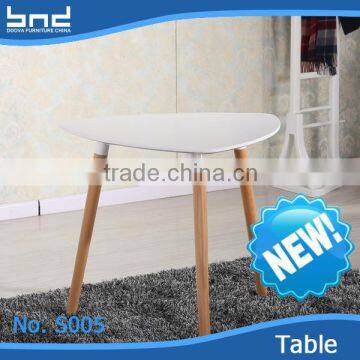 Modern design white triangular restaurant MDF coffee side table S005                        
                                                Quality Choice