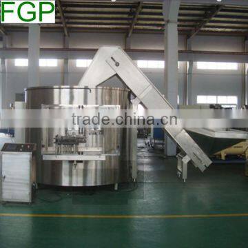 Automatic plastic bottle unscrambler / bottle unscrambling machine for beverage filling line