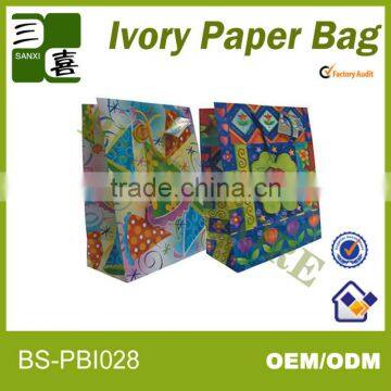 China made cosmetic paper bag by paper bag factory