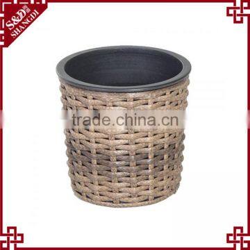 Cheap Resin Wicker & Metal Insert Miniature Table Flower Pots photo-2