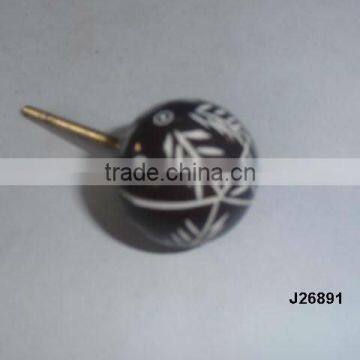 Resin knob with curved patterns available in other colour and patterns
