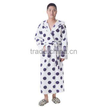 2016 modern style fashion hooded men's sleepwear