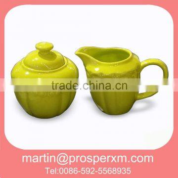 Ceramic sugar jar and creamer set