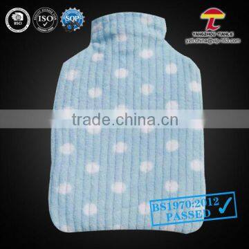 2000ml bs hot water bottle with blue with white dots coral fleece cover