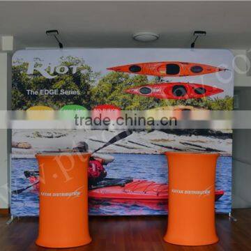 Straight art exhibition display stands