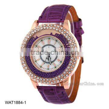 Luxury Women Fashion Leather Band Quicksand Crystal Quartz Watch