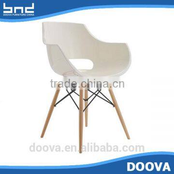 New design durable chair with OEM wood legs living room chair