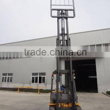 2.5 Ton Hydraulic Diesel Forklift With 3m Full Free Mast Work in Container