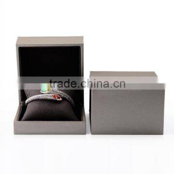 Luxury jewelry box with hinge open and close