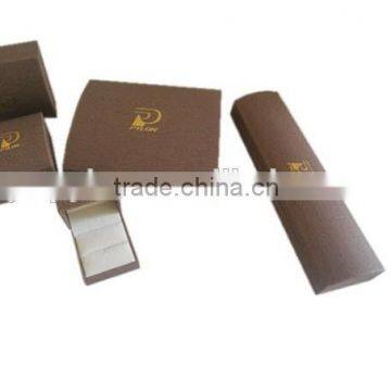 Plastic jewelry box