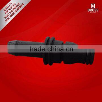 Coolant Breather Hose Pipe Socket: A0039970689 for Mercedes W203 W221 C230 S400 S550 S600