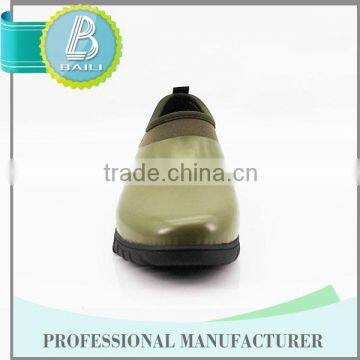 2016 Top Quality Useful Colorful Rain Rubber Garden Shoes