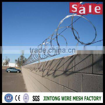 Razor Wire Prison Fence /razor Wire Prices Fencing photo-4