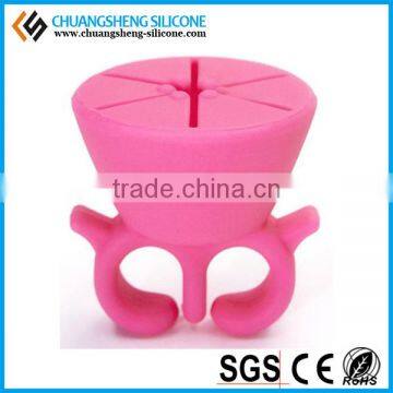 Beauty salon required Silicone ring holders for nail oil, nail paining oil sticker