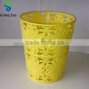 decorative flower pattern trash can