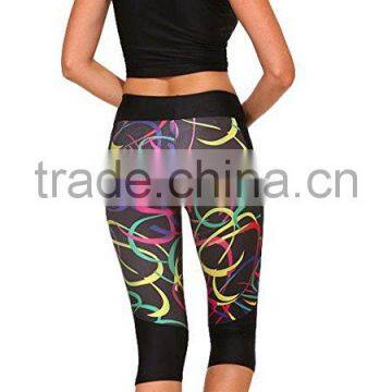 Custom Design Heat Transferred Printing Women Wearing Tight Leggings Joggers Pants Yoga Wear photo-6