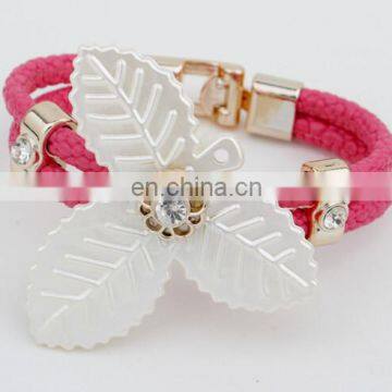 New arrival 2015 Spring Cotton Cords Plastic Leaf Bracelet