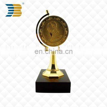 High Quality Made in China Metal With Wooden Bottom Anniversary Trophy photo-2