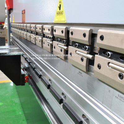 ECNC-130T/3200 Press Brake photo-3