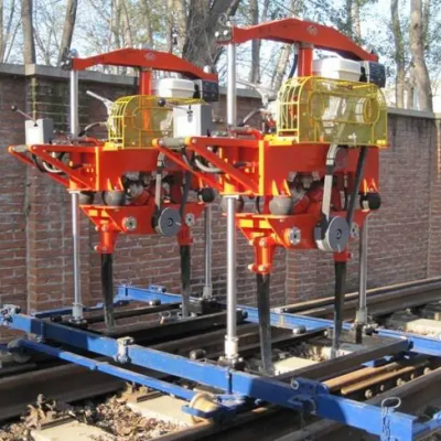YCD-2 Hydraulic Railway Turnout Tamping Machine for Track Maintenance photo-3