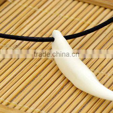 2015 Unique Design Tibet Style Beige Wolf Teeth Pendant Necklace Men Crystal Wolf Tooth Pendant photo-6
