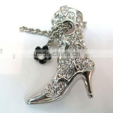 shoe shape brooches