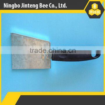 2014 hot sale plastic handle Honey scraper shovel