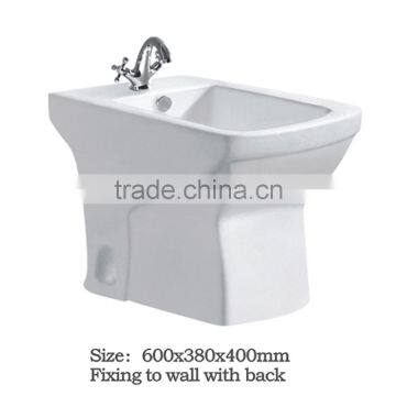 Woman Use Easy to Clean Sanitary Ware Cheap Good Quality Ceramic Japanese Toilet Bidet photo-4