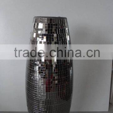 GLASS MOSAIC VASE WITH BLACK COLOR