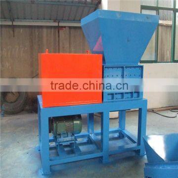 Rubber sole crusher and inner tube crusher