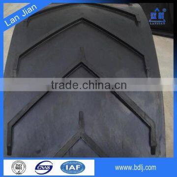 Patterned conveyor belt is composed of belt carcass and pattern made in China for cheap price