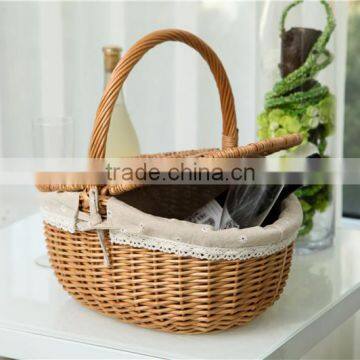 cheap wicker basket with lid, liner and handle, empty wicker picnic basket