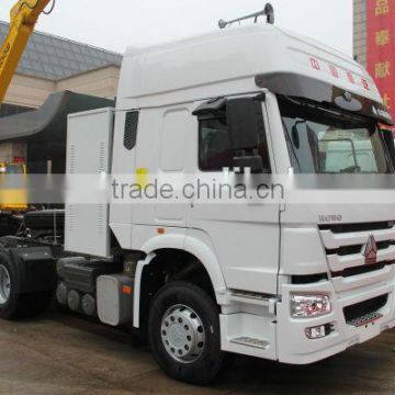 2013 SINOTRUK HOWO white LNG tractor truck 6x4 low price sale