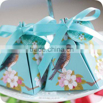 Chinese Style Creative Triangle Shape Full Color Wedding Gift Paper Candy Box photo-3