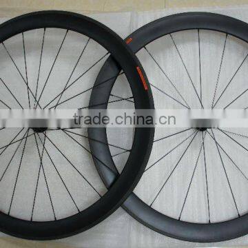 Light and high performance carbon wheels