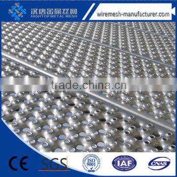 China Metal Mesh For Bars Grip Strut photo-2