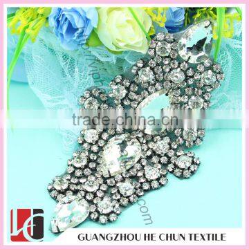 HC-0170 Hot Sale ! China 100 % Hand Big Crystal Applique Embroidery Designs