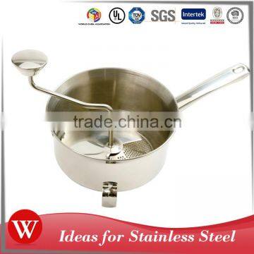 Excellent kitchen accessories 0.5MM Welding Spot steel food mill with Hollow Handle