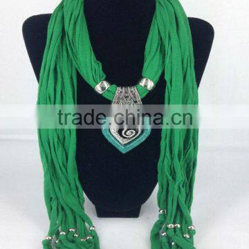 Factory wholesale ladies fashion shining rhinestone with cross pendant scarf