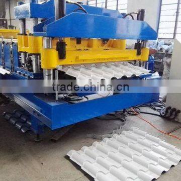 Russia Popular Type Color Coated Metal Roofing Tile Roll Forming Machine With Hydraulic Station photo-3