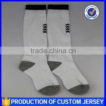 2016Hot Sale Spain Club Red Youth Soccer Socks With Thai Quality