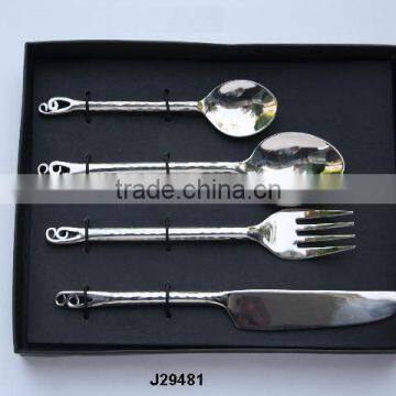Hammered steel Cutlery set in mirror polish with knotted metal handle