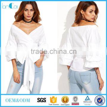 White Women Blouses Fall 2017 Womans Clothes Off Shoulder Top 3/4 Sleeve Sexy Shirt Autumn Bow Tie V Neck Wrap Blouse