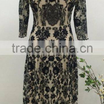 Embroidery Floral Fashion Long Ladies Evening Dress photo-3