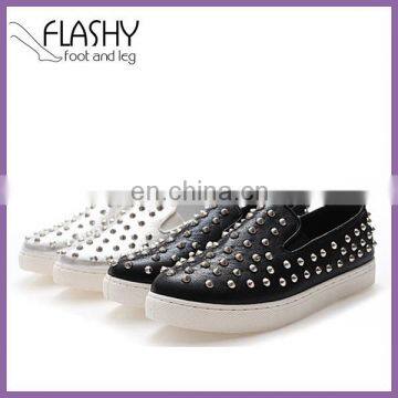 Wholesale women rivet shoes slip on sneakers flat shoes