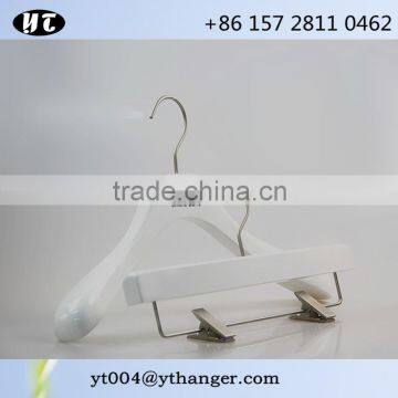 High End Wooden Hanger Matched Sets With Gold Hardware photo-4