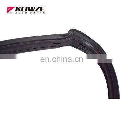 Outer Rear Door Opening Weatherstrip for Mitsubishi Montero Pajero MR437163 photo-3