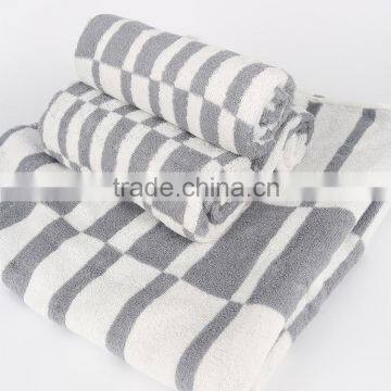 Manufacturer wholesale cotton reactive printed bath towel