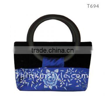 Hand Embroidery Taffeta Silk Bag T694