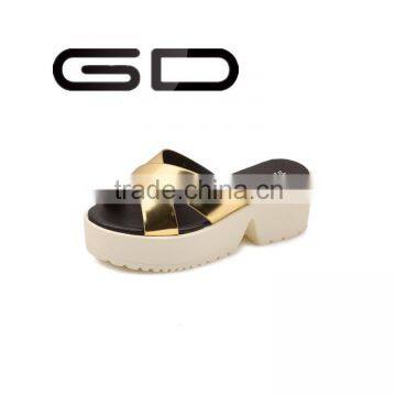 GD sexy golden color shining PU material girls outdoor sandals slippers